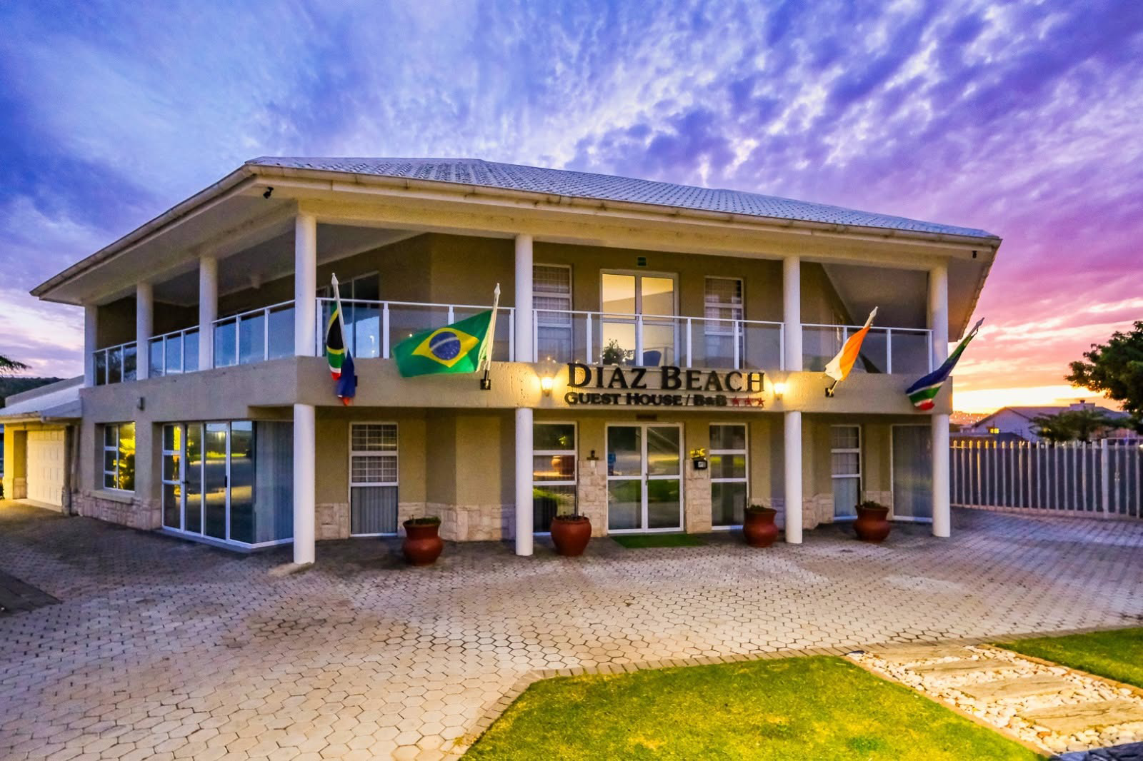 Diaz Beach House